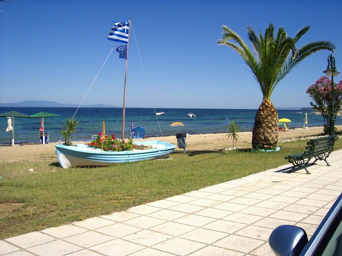Holiday Home By The Sea Nea Poteidaia Esterno foto